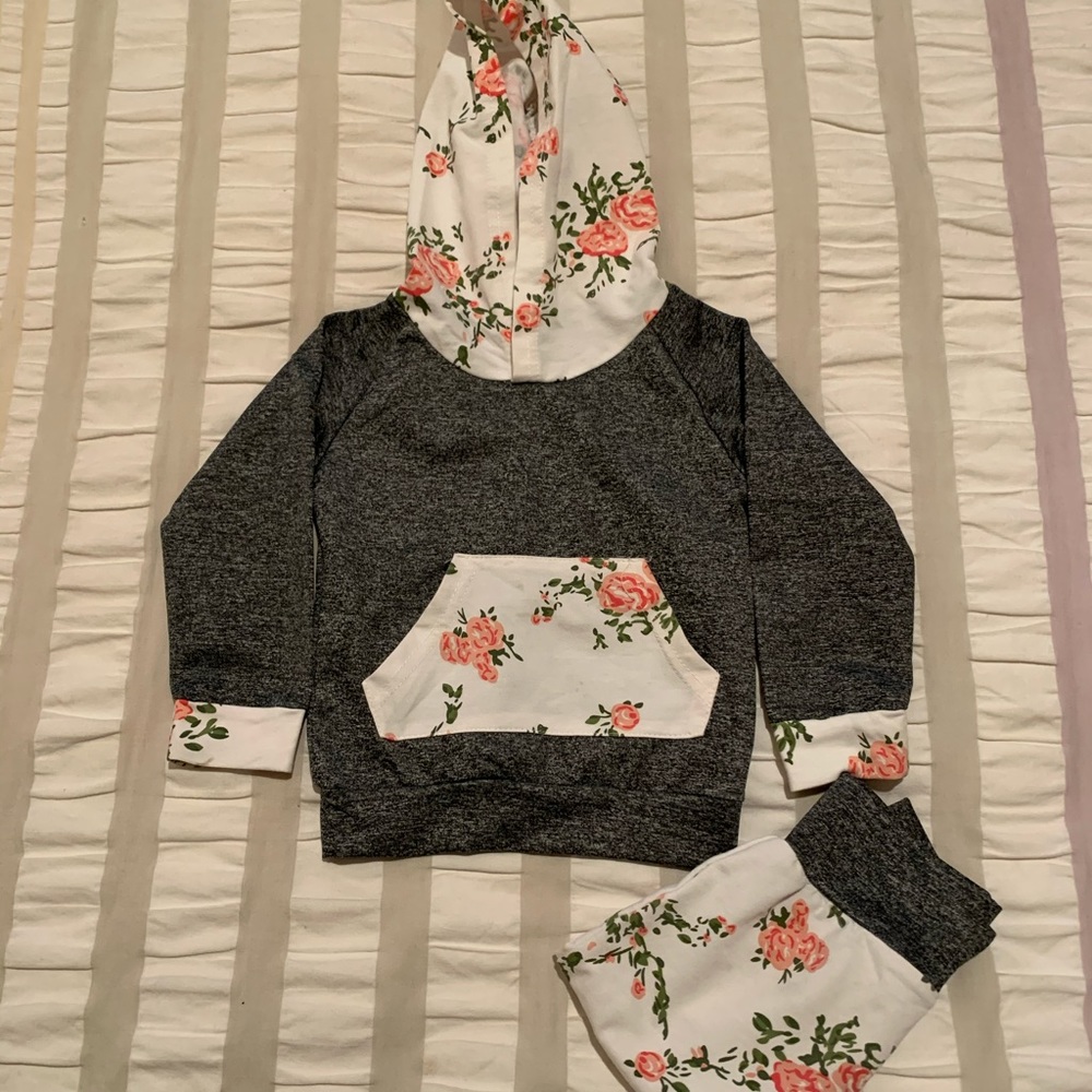 Matching Floral sweat suit